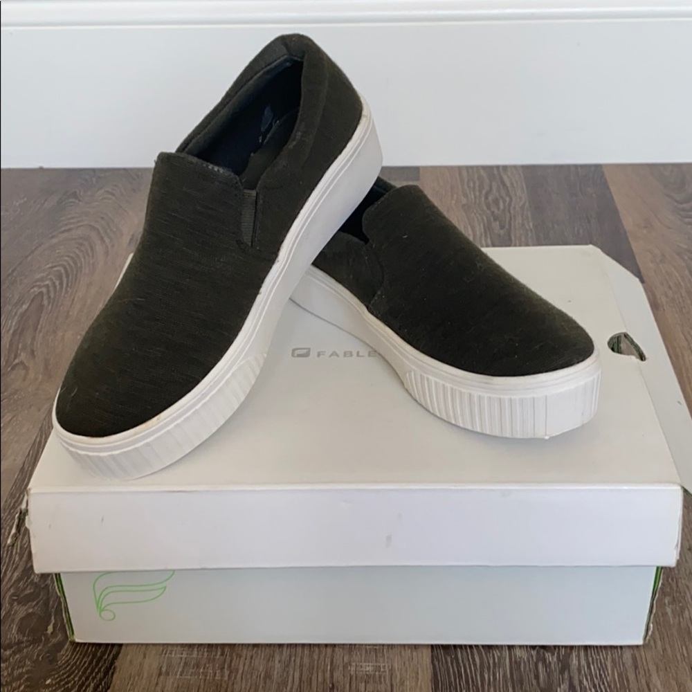 Fabletics Pier Platform Slip Ons
